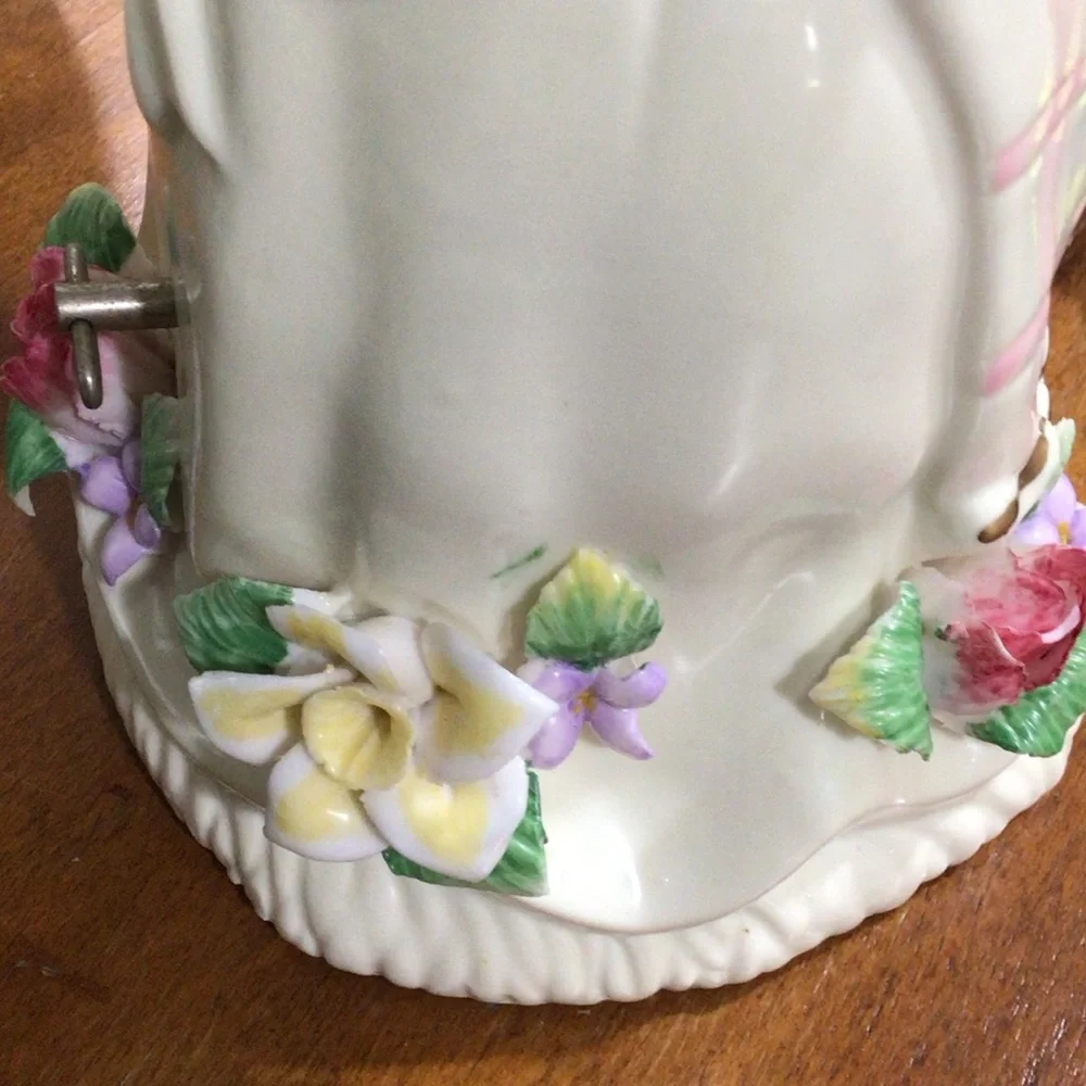 Musical 11” Porcelain Mrs Easter Bunny Figurine